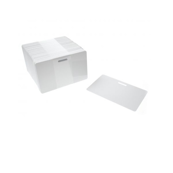 Bild von Blank white cards with slot punched landscape - CR80. 70102024 (DE,SE,NO,FI,RO,PL)