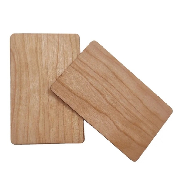 Bild von NTAG 215 "Plastic card" in wood material with RFID 13.56 MHz chip. 70102153 (DE,SE,NO,FI,RO,PL)